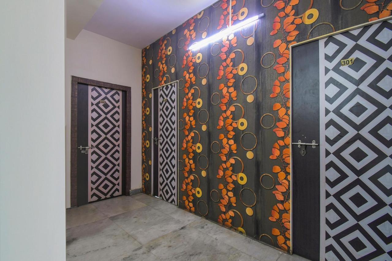 כלכותה Super Collection O Bricks Inn Hazra Road Near Birla Mandir מראה חיצוני תמונה